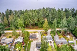 Photo 3: 4192 BROWNING Road in Sechelt: Sechelt District House for sale (Sunshine Coast)  : MLS®# R2646746