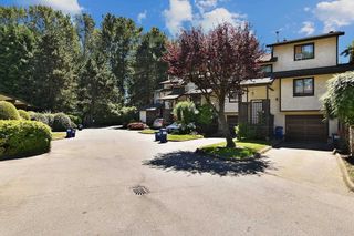 Photo 1: 23 33361 WREN Crescent in Abbotsford: Central Abbotsford Townhouse for sale in "Sherwood Hills" : MLS®# R2709343