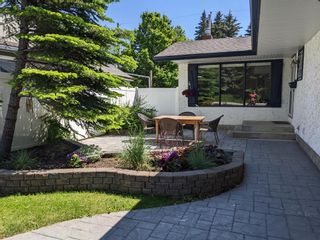 Photo 2: 7315 61 Avenue NW in Calgary: Silver Springs Detached for sale : MLS®# A2030087