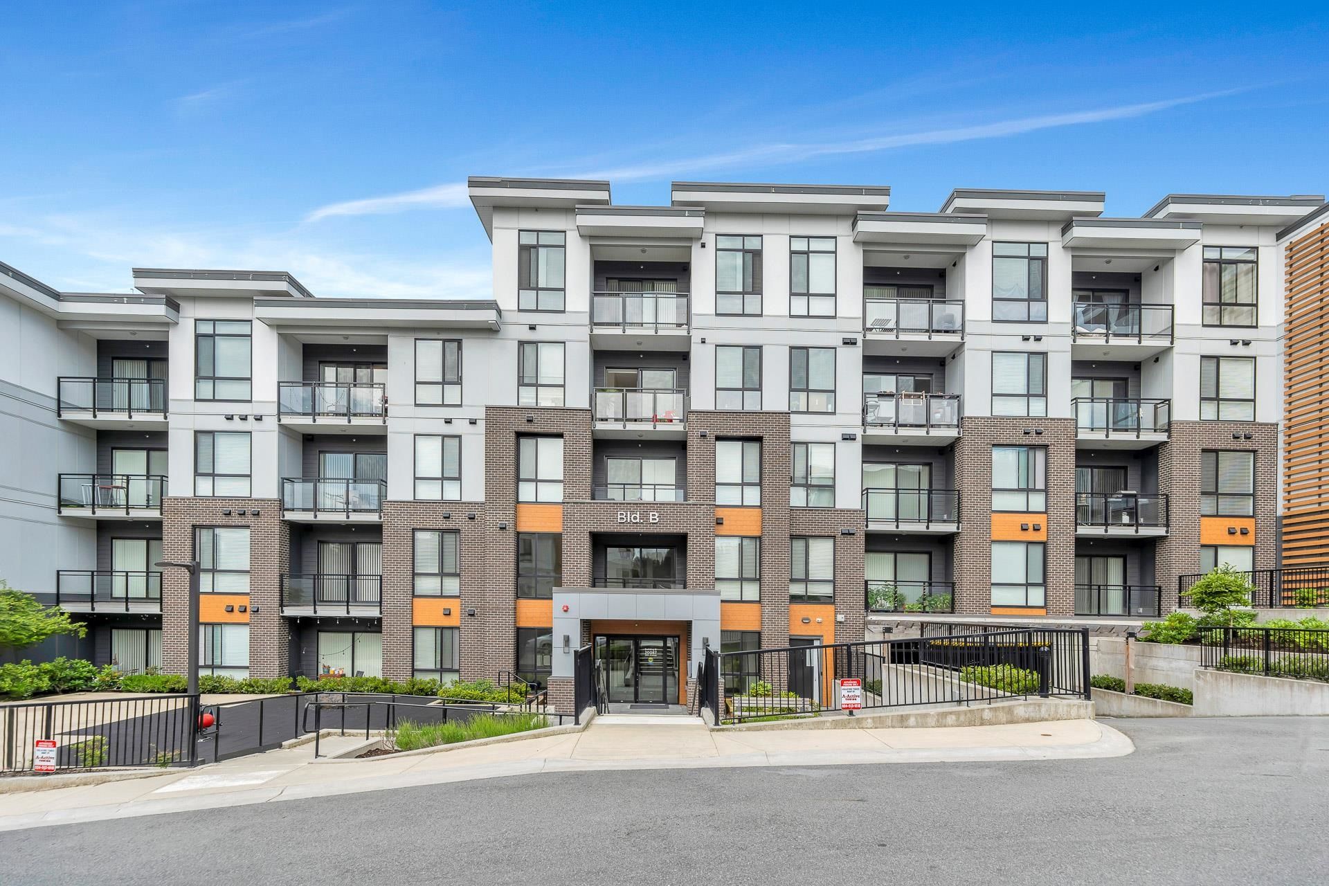 Main Photo: B300 20087 68 Avenue in Langley: Willoughby Heights Condo for sale in "PARKHILL" : MLS®# R2700307