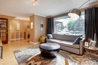 Photo 5: 487 Brookmere Crescent SW in Calgary: Braeside Detached for sale : MLS®# A1259457