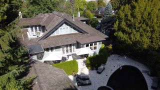 Photo 2: 1712 CEDAR Crescent in Vancouver: Shaughnessy House for sale in "Shaughnessy" (Vancouver West)  : MLS®# R2687961