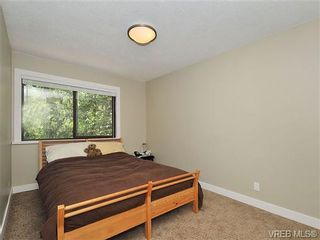 Photo 12: 703 640 Broadway St in VICTORIA: SW Glanford Row/Townhouse for sale (Saanich West)  : MLS®# 643297