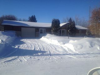 Photo 1: 517 N Third ST in Beausejour: House for sale