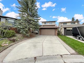 Photo 2: 23 Woodbrook Green SW in Calgary: Woodbine Detached for sale : MLS®# A1220996