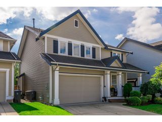 Photo 1: 17938 70 Avenue in Surrey: Cloverdale BC House for sale in "PROVINCTON" (Cloverdale)  : MLS®# R2308113