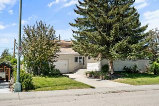 Main Photo: 35 Glenview Drive SW in Calgary: Glendale Detached for sale : MLS®# A2138905