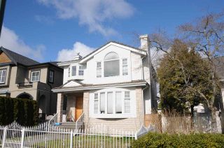 Photo 1: 1163 W 64TH Avenue in Vancouver: Marpole House for sale (Vancouver West)  : MLS®# R2442506