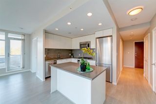 Photo 1: 707 3102 WINDSOR Gate in Coquitlam: New Horizons Condo for sale in "Celadon by Polygon" : MLS®# R2569085