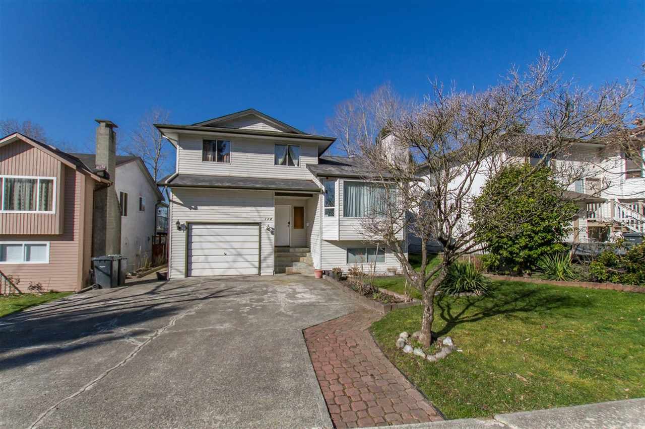 Main Photo: 122 CROTEAU Court in Coquitlam: Cape Horn House for sale : MLS®# R2444071