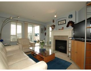Photo 4: 111-333 East 1st Street in North Vancouver: Lower Lonsdale Condo for sale : MLS®# V762405