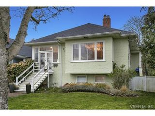 Photo 1: 388 King George Terr in VICTORIA: OB Gonzales House for sale (Oak Bay)  : MLS®# 725747