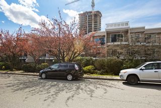 Photo 14: 202 1050 HOWIE Avenue in Coquitlam: Central Coquitlam Condo for sale : MLS®# R2690349