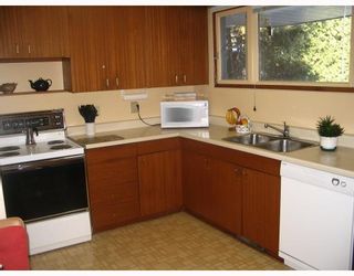 Photo 4:  in WINNIPEG: Fort Garry / Whyte Ridge / St Norbert Residential for sale (South Winnipeg)  : MLS®# 2904038