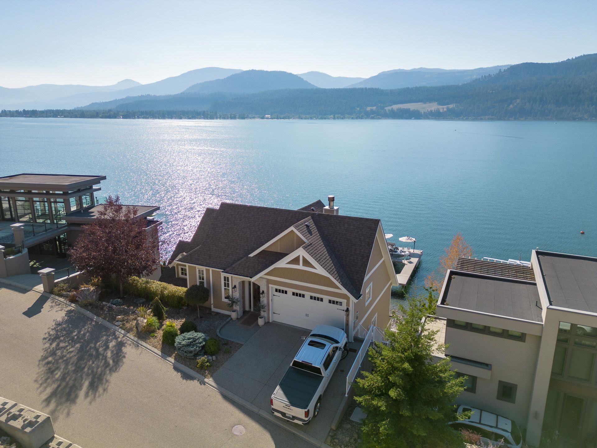 Main Photo: 70 Kestrel Place Unit# 2 in Vernon: House for sale : MLS®# 10284628