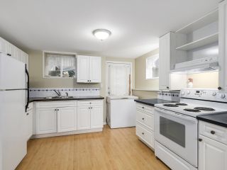 Photo 5: 1920 Ridgeway Avenue in North Vancouver: Central Lonsdale House  : MLS®# R2147491