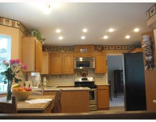 Photo 2: 1938 ARROYO Court in North_Vancouver: Blueridge NV House for sale (North Vancouver)  : MLS®# V754139