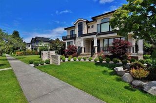 Photo 2: 4482 BRAKENRIDGE Street in Vancouver: Quilchena House for sale (Vancouver West)  : MLS®# R2852479