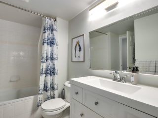 Photo 13: 223 6820 RUMBLE Street in Burnaby: South Slope Condo for sale in "GOVERNOR'S WALK" (Burnaby South)  : MLS®# R2757596
