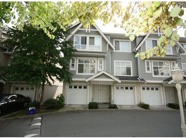 Main Photo: 30 6450 199TH Street in Langley: Willoughby Heights Townhouse for sale in "Logans Landing" : MLS®# F1321149