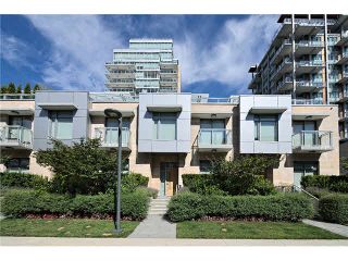Photo 2: 104 5838 BERTON Avenue in Vancouver: University VW Townhouse for sale in "THE WESBROOK" (Vancouver West)  : MLS®# V1078429