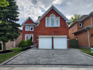 Photo 1: 40 Kingmount Crescent in Richmond Hill: Bayview Hill House (2-Storey) for sale : MLS®# N8489374