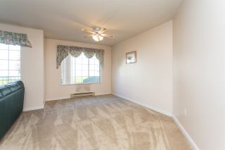 Photo 7: 114 5375 205 Street in Langley: Langley City Condo for sale in "Glenmont Park" : MLS®# R2461210