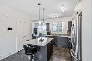 Photo 5: 124 Walgrove Cove SE in Calgary: Walden Row/Townhouse for sale : MLS®# A1214867