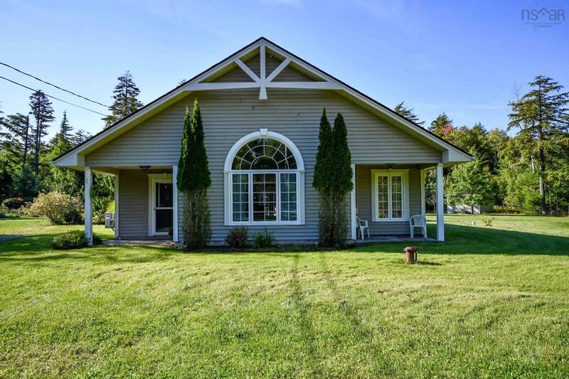 FEATURED LISTING: 5961 Highway 2 Oakfield