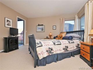 Photo 4: 207 420 Parry Street in VICTORIA: Vi James Bay Residential for sale (Victoria)  : MLS®# 332096