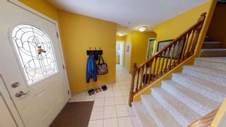 Photo 2: 2312 GORDER Road in Quesnel: Quesnel - Town House for sale : MLS®# R2706360
