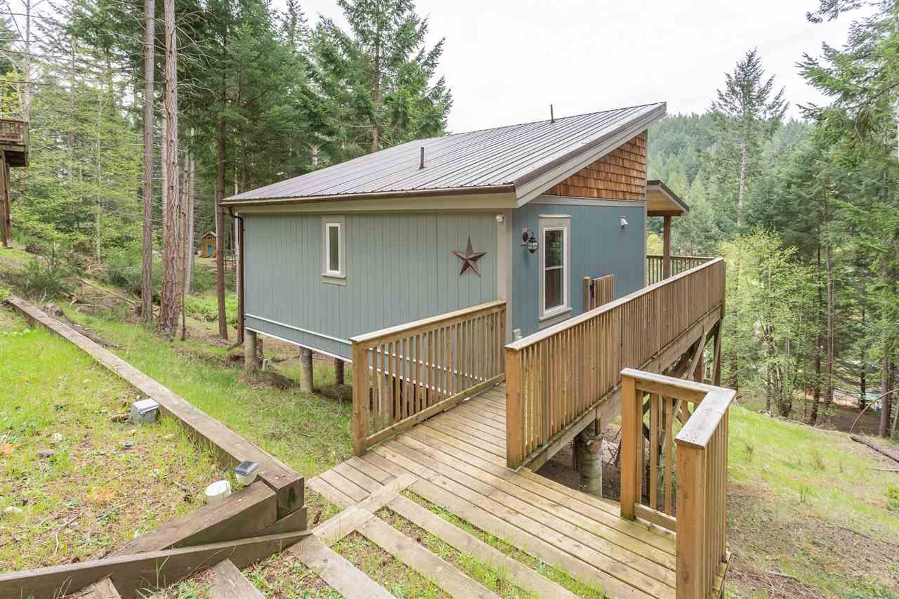 Main Photo: 362 BARQUE ROAD in : Mayne Island House for sale : MLS®# R2449519