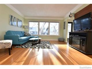 Photo 3: 3732 NORMANDY Avenue in Regina: River Heights Single Family Dwelling for sale (Regina Area 05)  : MLS®# 595664