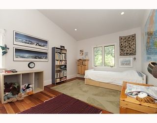 Photo 8: 2255 East 8TH Ave in Commercial Drive: Home for sale