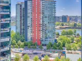 Photo 21: 1605 68 SMITHE Street in Vancouver: Downtown VW Condo for sale in "ONE PACIFIC" (Vancouver West)  : MLS®# R2789965