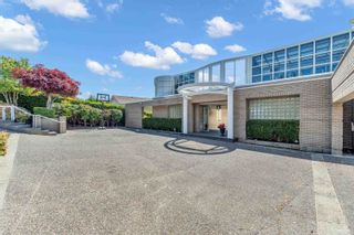 Main Photo: 838 PYRFORD Road in West Vancouver: British Properties House for sale : MLS®# R2885419