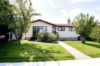Photo 1: 5609 43 Street Close: Olds Detached for sale : MLS®# C4302971