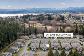Photo 2: 96 2001 Blue Jay Pl in Courtenay: CV Courtenay East Row/Townhouse for sale (Comox Valley)  : MLS®# 923970