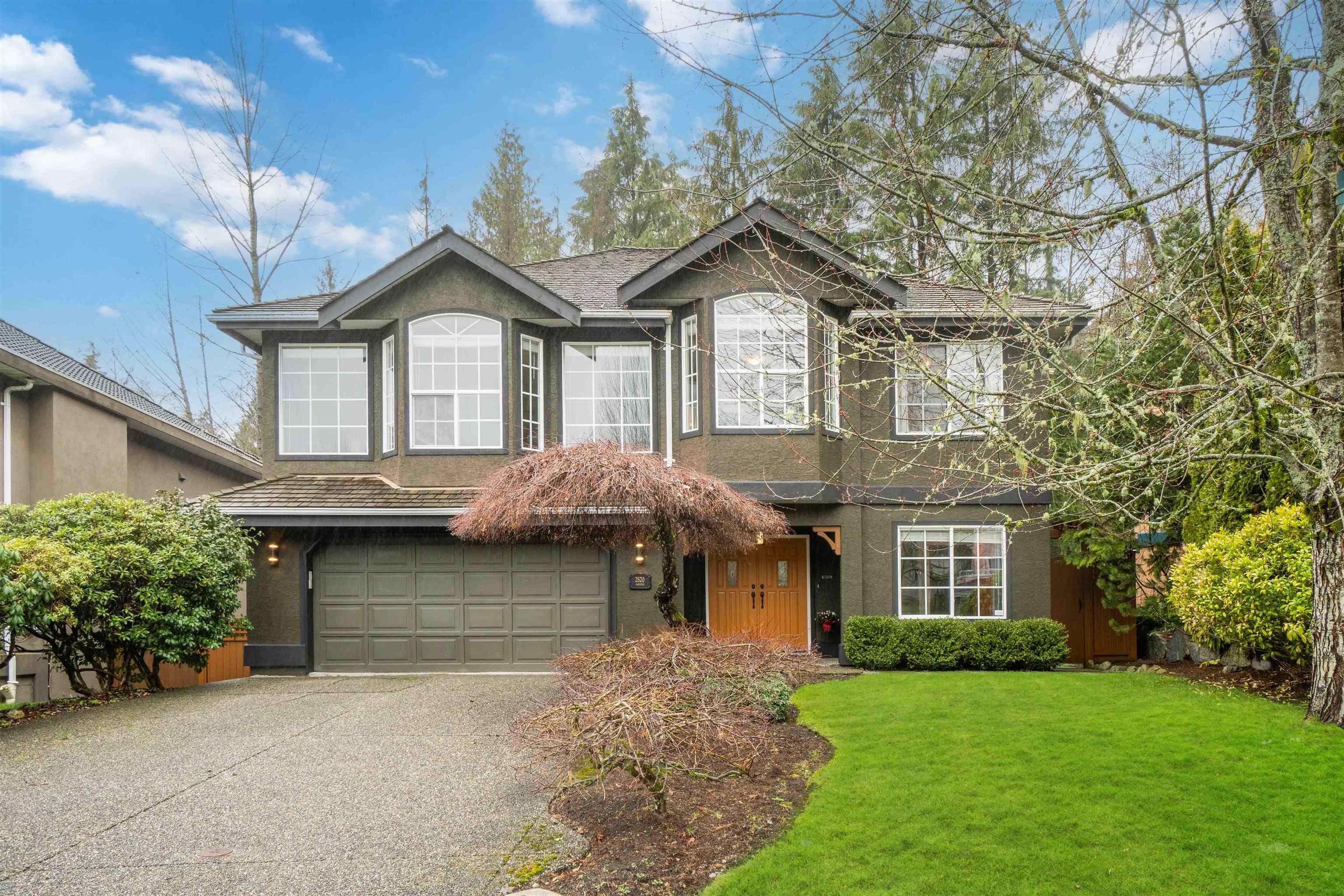 2520  SAPPHIRE Place, Coquitlam