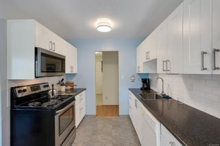 Photo 14: 302 2286 Henry Ave in Sidney: Si Sidney North-East Condo for sale : MLS®# 916772