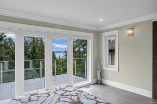Photo 18: 3930 BAYRIDGE Avenue in West Vancouver: Bayridge House for sale in "Bayridge" : MLS®# R2835244