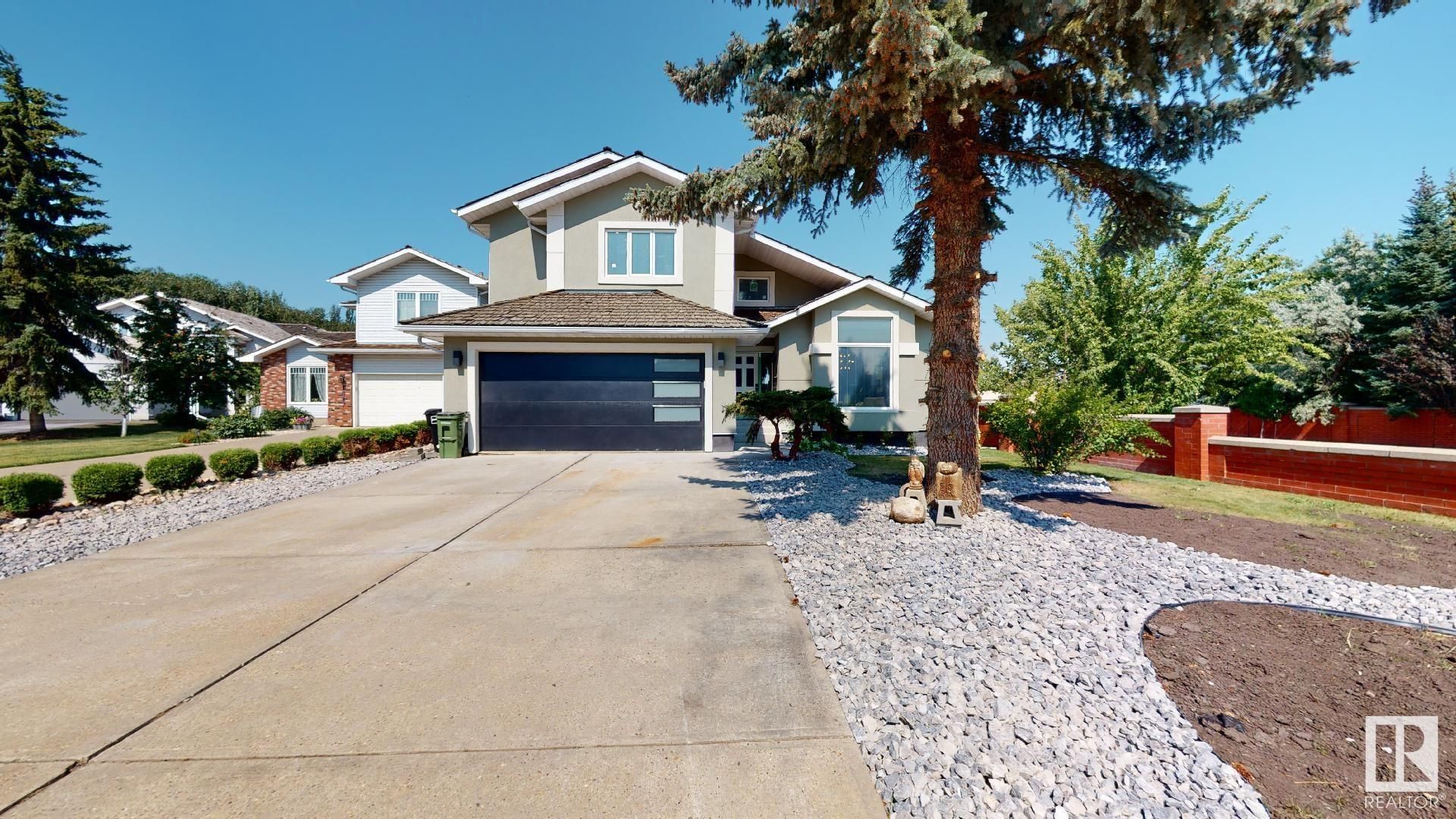 Main Photo: 1015 FALCONER Road in Edmonton: Zone 14 House for sale : MLS®# E4320003