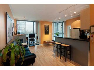 Photo 3: # 2001 928 RICHARDS ST in Vancouver: Downtown VW Condo for sale in "THE SAVOY" (Vancouver West)  : MLS®# V860098