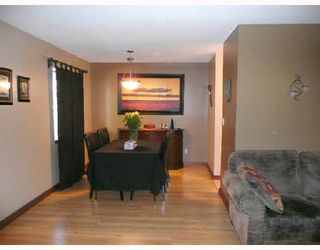 Photo 5: 120 CEDARPARK Drive SW in CALGARY: Cedarbrae Residential Detached Single Family for sale (Calgary)  : MLS®# C3337567