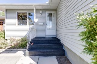 Photo 3: 128 Sackville Drive SW in Calgary: Southwood Detached for sale : MLS®# A1246298