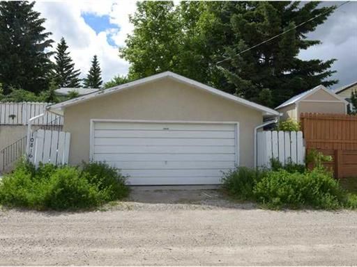 Main Photo: 10816 7 Street SW in Calgary: Southwood Residential for sale ()  : MLS®# C3624378