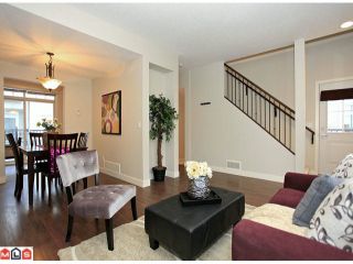 Photo 3: 117 19551 66 Avenue in : Clayton Townhouse for sale (Cloverdale)  : MLS®# F1225208
