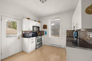 Photo 9: 214 Ontario St in Victoria: Vi James Bay House for sale : MLS®# 955152