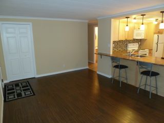 Photo 6: 2D 3031 200 Street in Cedar Creek Estates: Home for sale : MLS®# F1127913