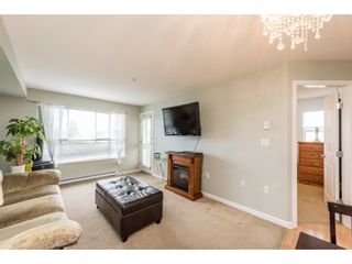 Photo 4: 313 5465 203 STREET in Langley: Langley City Condo for sale : MLS®# R2206615